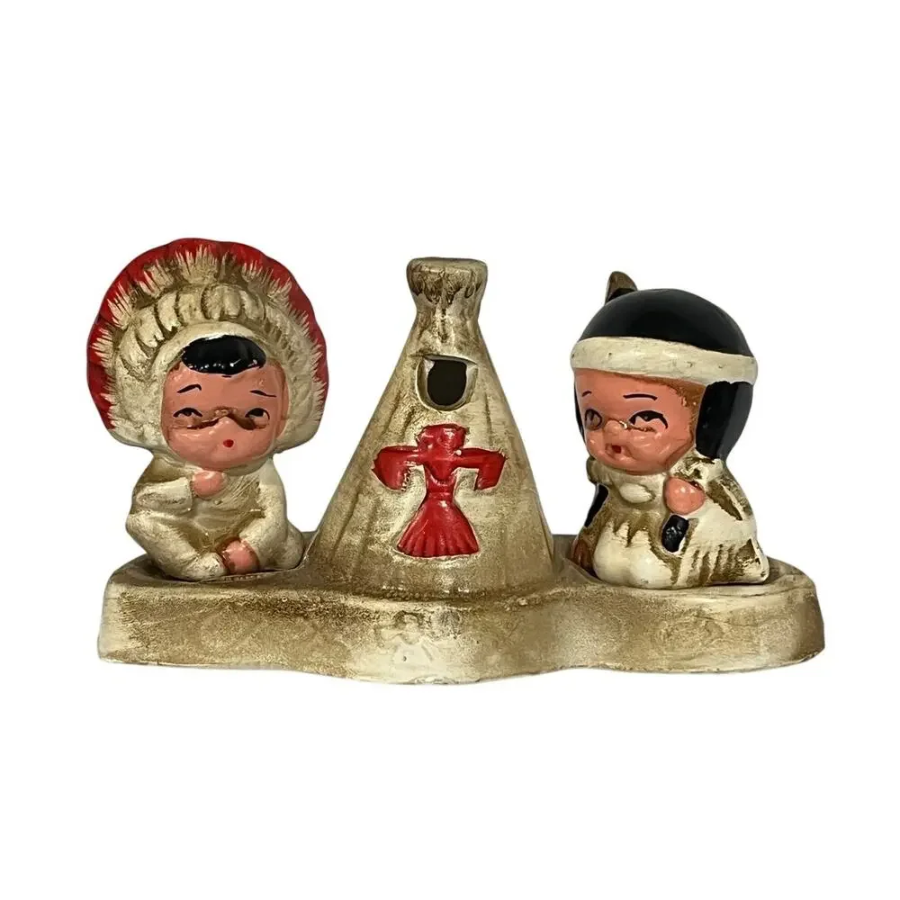 Vtg Japan Native American Salt‎ Pepper Shaker Set Teepee Tray Kitsch Southwest